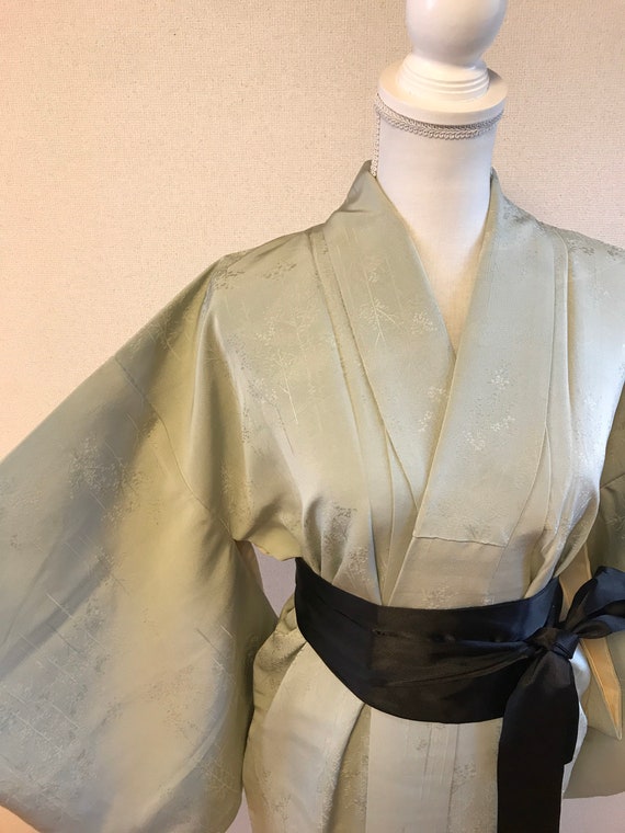 Green iromuji vintage silk kimono / silk vintage k