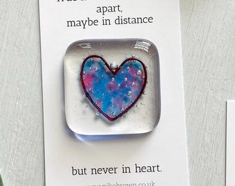 Glass pocket token True Friends saying - fused glass heart token handmade in Cornwall by Niko Brown