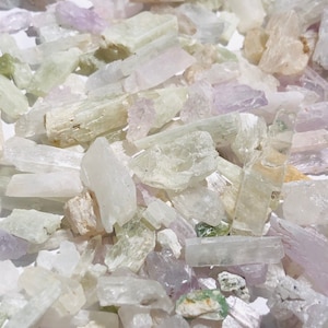Bulk Kunzite Spodumene Crystals