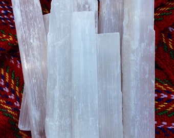 1lb of 3-5" Selenite sticks