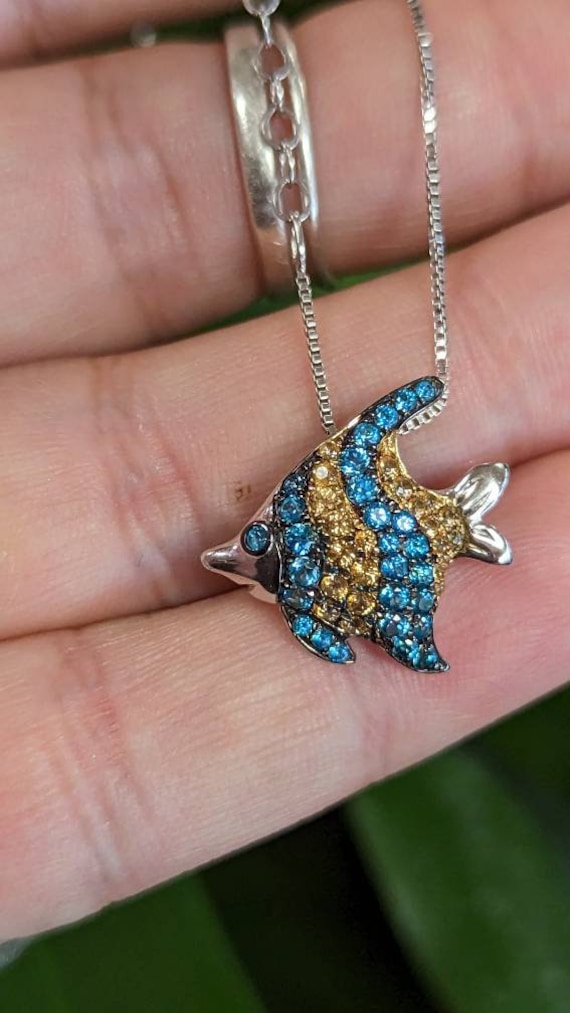 Tropical fish necklace Gem