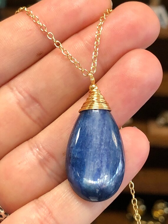 Nature Kyanite pendant healing necklace Fashion blue quartz jewelry