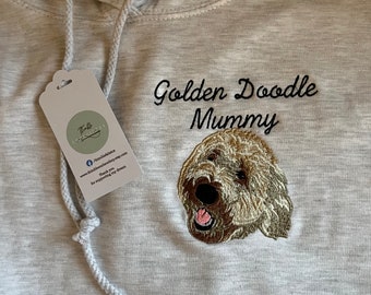 Goldern Doodle Mum personalised embroidered. Goldern Doodle