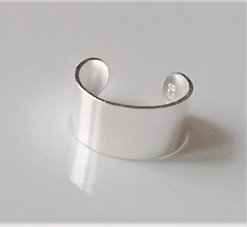 Minimalist Style Fake Cartilage Earrings Cuff Earrings Sterling Silver Ear Cuff Wrap Earrings Ear Cuff No Piercing Modend Jewelry