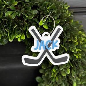 Hockey Sticks Bag Tag for Kids Custom Name Hockey Sticks Keychain Personalized Hockey Team Gift Hockey Coach Gift Hockey Stocking Stuffer