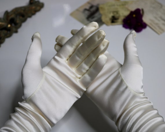 ecru beige S7 gloves satin ivory gloves vintage b… - image 7