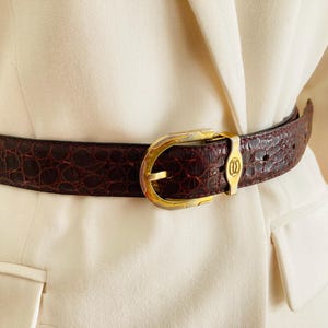 Vintage Cartier Leder Gürtel mit Krokoprägung Burgund Gold Schnalle 110 cm 43"
