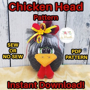 Könnte beinhalten: Ein schwarzes und weißes gepunktetes Hühnerkopf-Bastelmuster mit gelbem Schnabel und rotem Kehllappen. Das Muster ist als PDF-Sofortdownload verfügbar und kann genäht oder ungenäht werden.