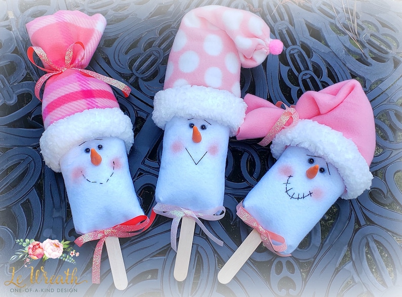 Frosty Popsicle DIY, Frosty snowman popsicle tutorial, Christmas Decor video, Frosty Tutorial, Wreath Enhancements Tutorial, Snowman DIY image 2