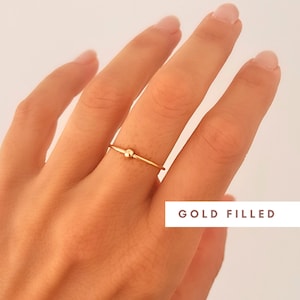 スピナーリング ゴールドフィルド 14K、アンチストレス フィジェットリング、繊細な日常使いスタッキングリング、防水ミニマルジュエリー、変色しない耐久性のあるゴールド