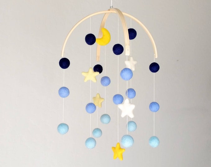 Baby Mobile : Starry Night Baby Mobile in bold blue ombre hues