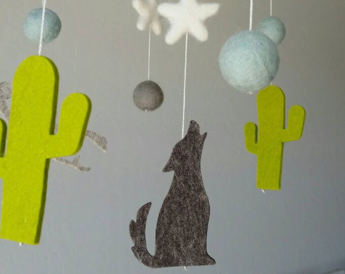 Baby Mobile : Moon and Stars Mobile with Cactus and Coyote