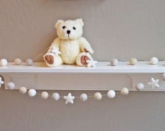 Nursery Garland : Gender Neutral nursery garland