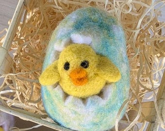 Easter Egg Decor : Hand-Felted Easter Eggs