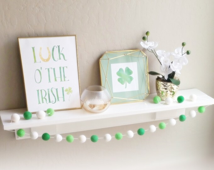 St. Patrick's Day Pom Pom Garland : Shamrock Garland // Clover Garland