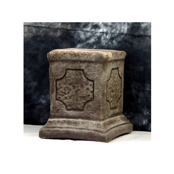 Squared Concrete Pedestal Garden Statue Pedestal European Sculpture pillar Column Pedestal