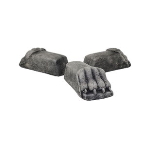 Lion Pot Feet Set: Handmade Concrete Planter Risers