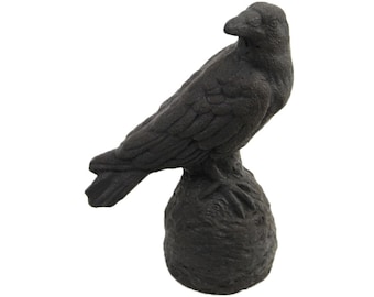 Raven Garden Statue: Handcrafted Cement Crow Sculpture