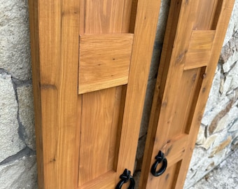 French craftsman shutters, cedar shutters, exterior shutters, wooden shutters, board and batten shutters, window shutters, farmhouse shutter