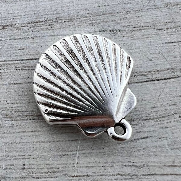 Seashell Charm, Simple Antiqued Silver Ocean Charm, Jewelry Making, SL-6285