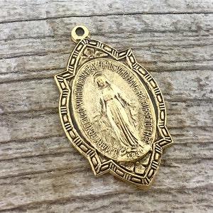 Mary Medal, Catholic Religious Charm, Miraculous Medal, Blessed Mother, Antiqued Gold Charm, Catholic Pendant, Religious Jewelry, GL-6043