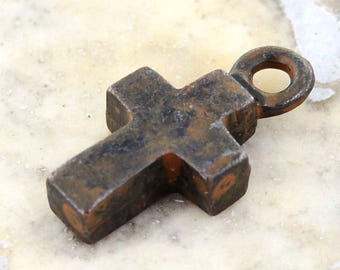 2 Cross, Cross Charm, Rustic Cross, Brown Cross, Small Cross, Aged Cross, Antiqued Cross, BR-6008