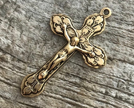 Antique gold hotsell crucifix