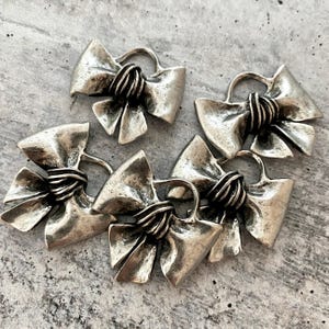 Large Bow Pendant, Bracelet Charm, Antiqued Silver, Jewelry Making, PW-6165 image 5