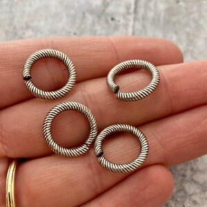 Anillos de salto de plata extragrandes de 14 mm, conectores de plata envejecida con textura gruesa, eslabones de latón, 4 anillos, suministro de joyería PW-6391