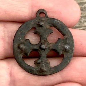 Ancient Circle Cross Charm, Cross Coin Token, Rustic Brown Religious Cross, Christian Jewelry Making Supplies, BR-6055