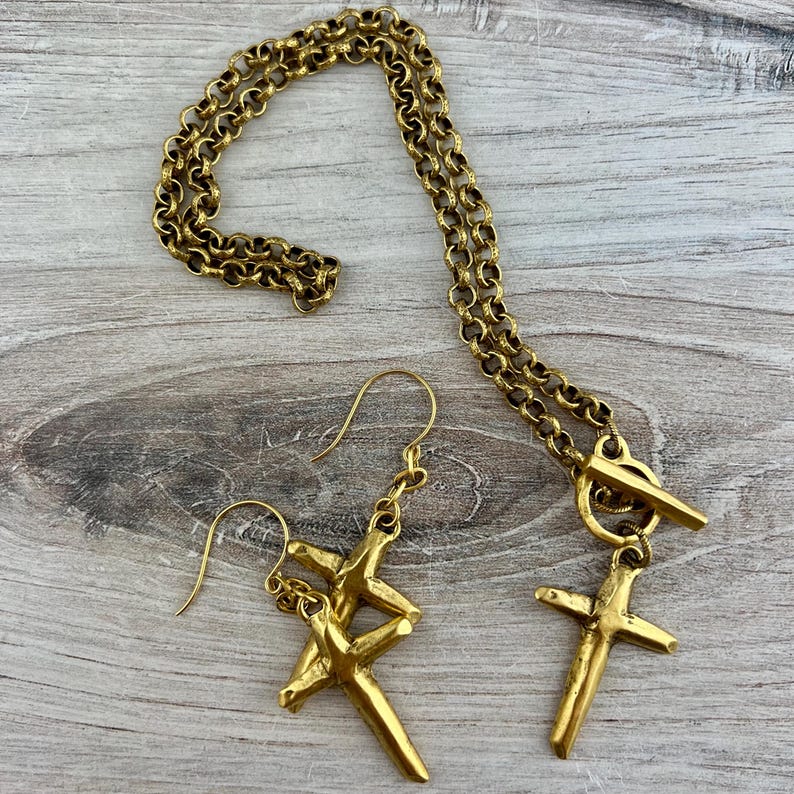 Rugged Hammered Cross Pendant, Gold Cross, Charm for Jewelry Making Supplies, GL-6329 image 4