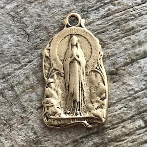 Mary Medal, Virgin Mary, Our Lady of Lourdes, Catholic Necklace, Religious Charm, Gold French Charm, Christian Jewelry Supplies, GL-6034