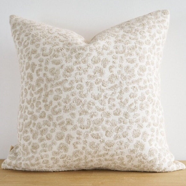 Leopard Pillow, Textured Beige Leopard Pillow, Cream Beige Animal Print Pillow, Neutral Decor , Neutral Throw Pillow, Traditional decor