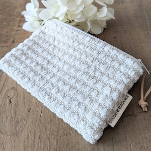 Mini porte monnaie beige en tissus, mini trousse pour adolescentes, mini pochette zippé, pochette petits écouteurs, cadeau adolescentes