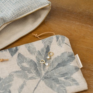 Blue and beige floral makeup pouch, unique handmade cosmetic bag, makeup case, teenage gift, mom gift image 4