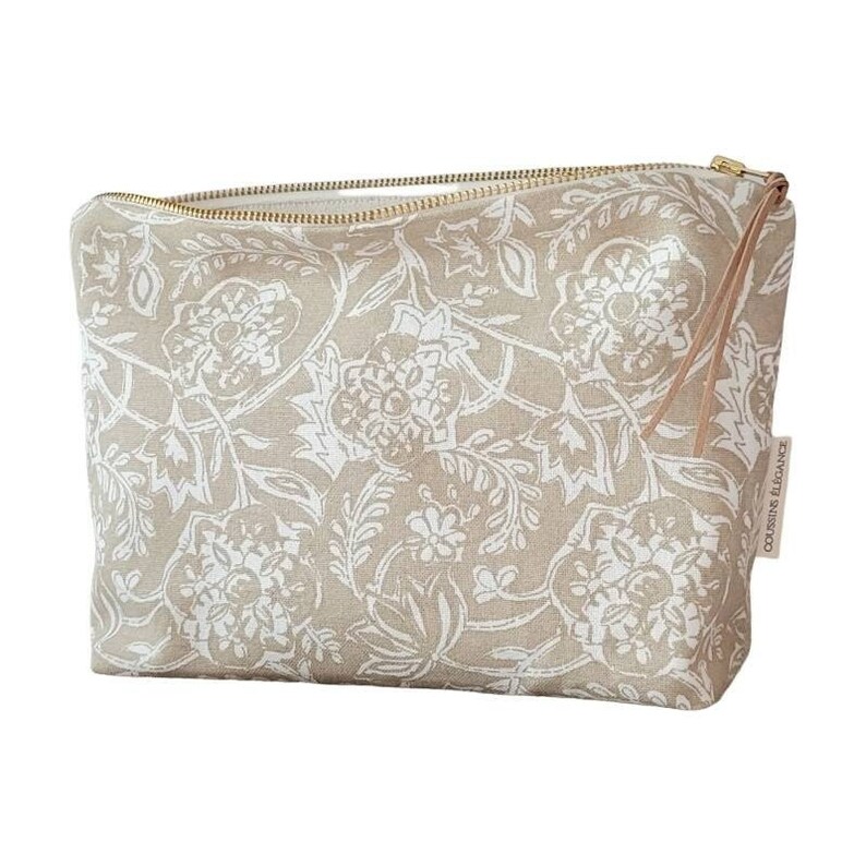 Beige and white floral makeup bag, country cosmetic bag, unique gift for girls, makeup bag gift, bridesmaid gifts image 1