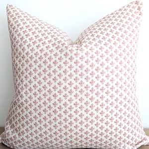 Linen Pink Floral Pillow Cover- Modern Cottage Cushion Cover- Country House Style
