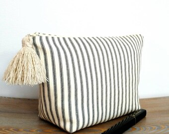 Farmhouse makeup bag, rustic makeup bag, farmhouse ticking pouches, Ivory black stripes rustic cosmetic bag, bridesmaid gifts farmhouse gift