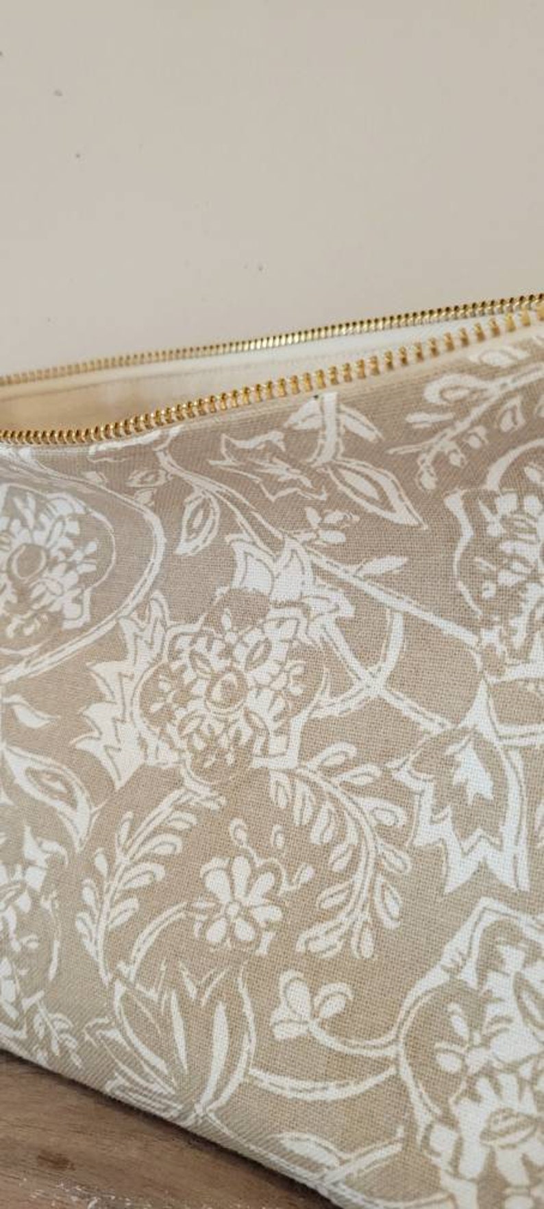 Beige and white floral makeup bag, country cosmetic bag, unique gift for girls, makeup bag gift, bridesmaid gifts image 7