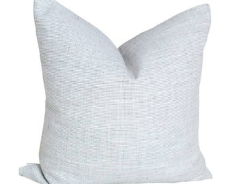 Designer gray pillow cover 20x20 , textured gray and white pillow cover, modern farmhouse traditionnal pillow grey,