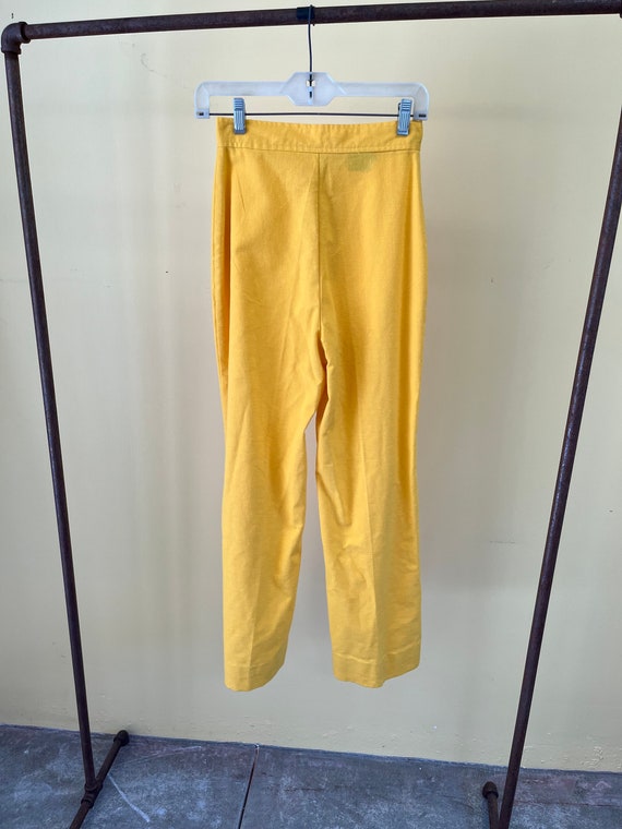 Bright Yellow two piece suit Women's size 8 Vinta… - image 9