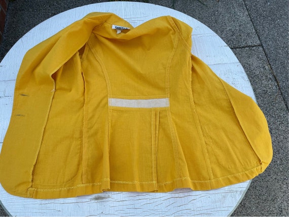 Bright Yellow two piece suit Women's size 8 Vinta… - image 8