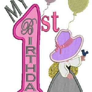 Puede incluir: Diseño bordado en rosa y gris de una niña con un sombrero morado y un pájaro azul en la mano. El diseño dice "My 1st Birthday" con un número uno rosa.