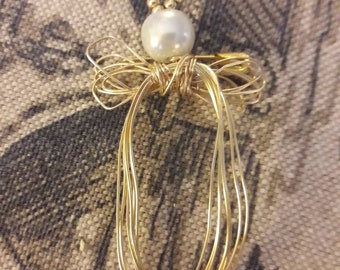 Pin Brooch One of Our Favorites Angel Made out of gold tone Metal Wires and Round Gold Beads Faux Pearl for the Angel/'s Head