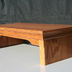 Traditional Oak Style TV Riser Stand with Medium Finish image 1