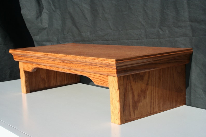 Traditional Oak Style TV Riser Stand with Medium Finish image 1