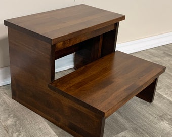 Solid Step Stool for kitchen in Alder Wood in Mocha Finish