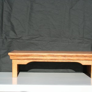 Traditional Oak Style TV Riser Stand with Medium Finish image 7