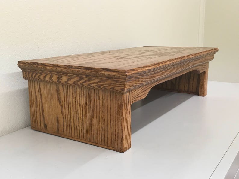 Traditional Oak Style TV Riser Stand with Medium Finish image 5