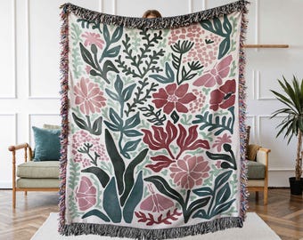 Spring Floral Blanket, Floral Throw Blanket Gift for Mom Flower Tapestry Boho Home Decor Flower Lover Gift Botanical Woven Blanket